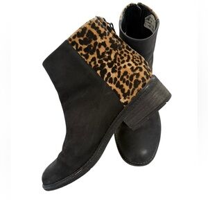 Sperry Maya Belle Black Leather calf hair Leopard Print Chelsea Ankle Boots 8.5